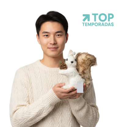 Ardilla Navideña Blanca Abrazando Nuez 17X20cm.